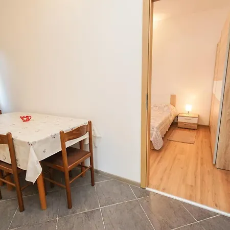 With Wifi Grupija, Umag - 27198 Apartman Crveni Vrh